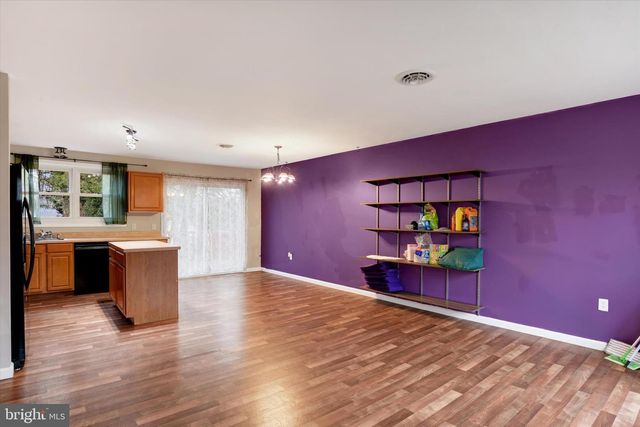 5586 EDSEL ST, Harrisburg, PA 17109