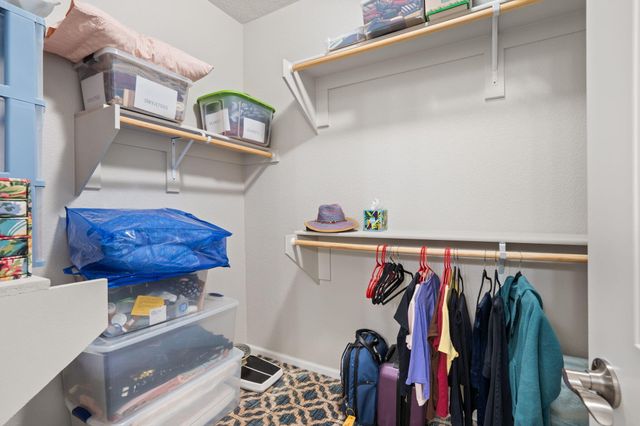 7032 LOOKOUT Road, Rio Rancho, NM 87144