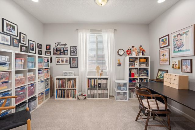 7032 LOOKOUT Road, Rio Rancho, NM 87144