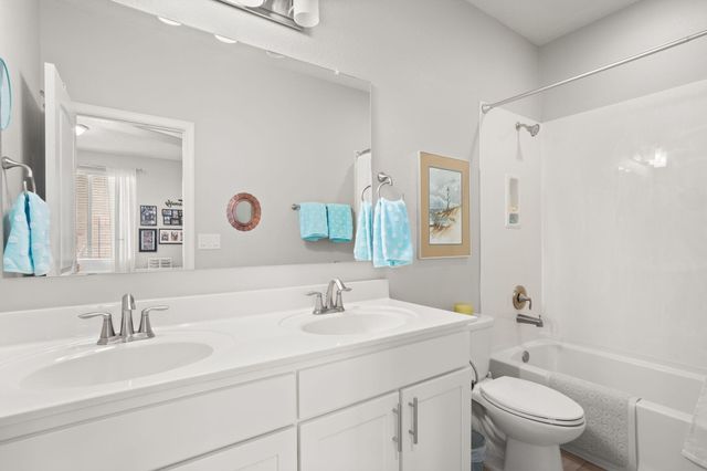 7032 LOOKOUT Road, Rio Rancho, NM 87144