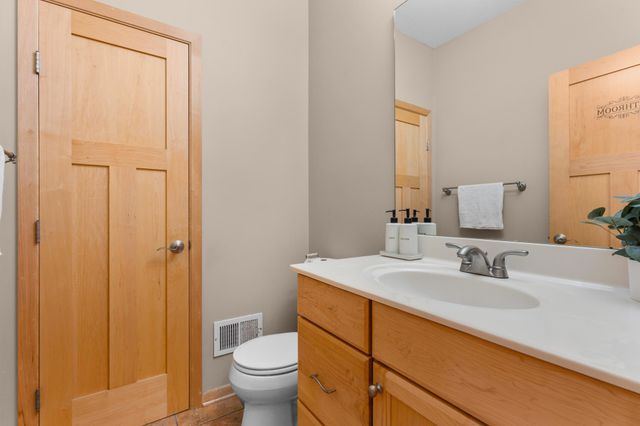 2980 Darcy Drive NE, Rochester, MN 55906
