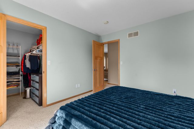 2980 Darcy Drive NE, Rochester, MN 55906