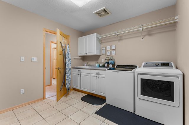 2980 Darcy Drive NE, Rochester, MN 55906