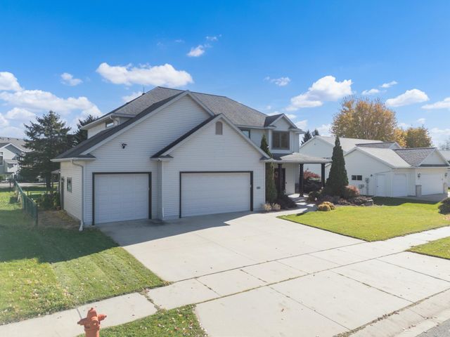 2980 Darcy Drive NE, Rochester, MN 55906