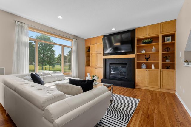 2980 Darcy Drive NE, Rochester, MN 55906