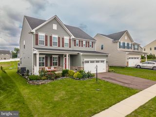 523 SPRING MANOR BLVD, Gilbertsville, PA 19525