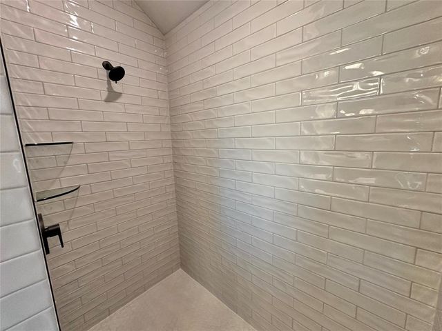 19520 Denison Avenue, Edmond, OK 73012