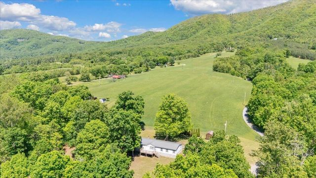 1102 Whip O Will LN, Montvale, VA 24122