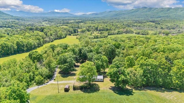 1102 Whip O Will LN, Montvale, VA 24122