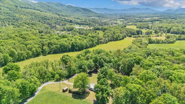 1102 Whip O Will LN, Montvale, VA 24122
