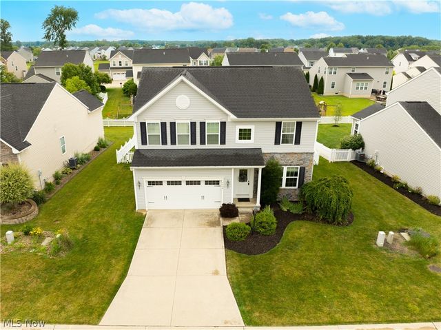 5484 Diamond Creek Drive, Medina, OH 44256