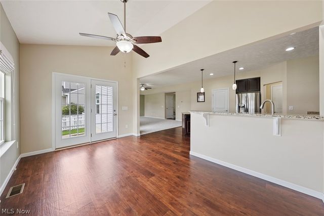 5484 Diamond Creek Drive, Medina, OH 44256