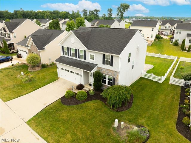 5484 Diamond Creek Drive, Medina, OH 44256