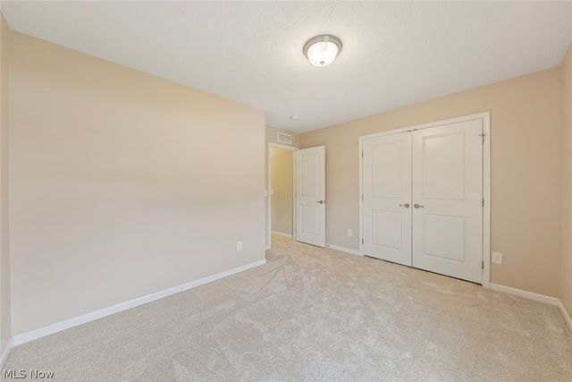5484 Diamond Creek Drive, Medina, OH 44256