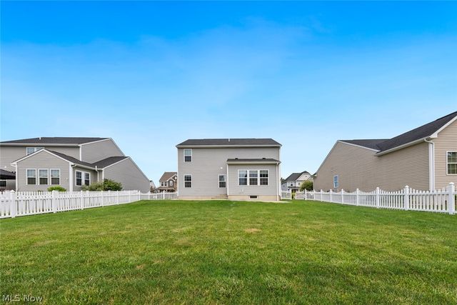 5484 Diamond Creek Drive, Medina, OH 44256