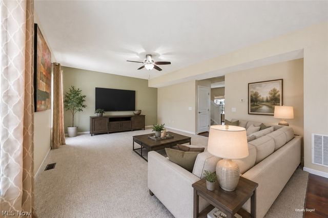 5484 Diamond Creek Drive, Medina, OH 44256