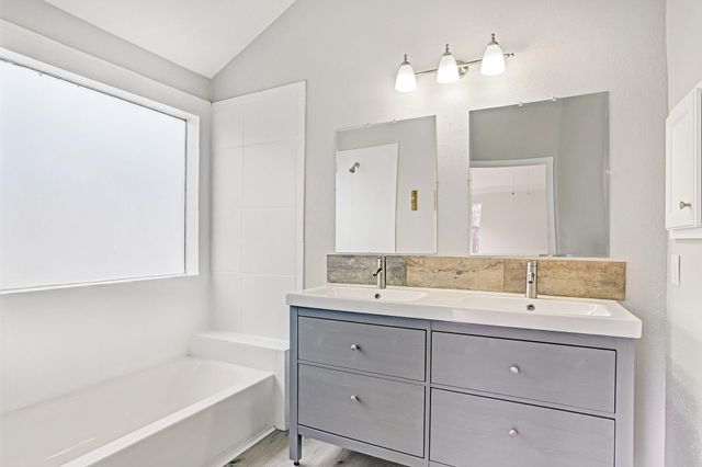 7753 Springville Drive, Houston, TX 77095