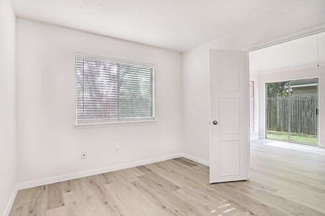 7753 Springville Drive, Houston, TX 77095