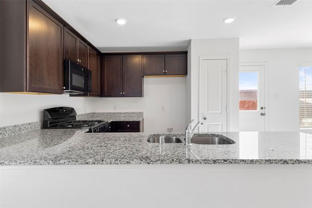 1645 Woodbrook Lane, Hutchins, TX 75141