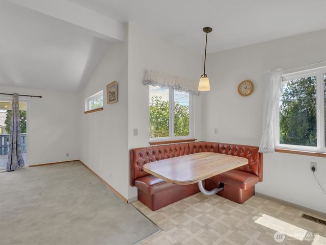 6512 NE 196th Street, Kenmore, WA 98028