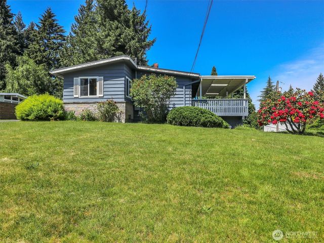 6512 NE 196th Street, Kenmore, WA 98028