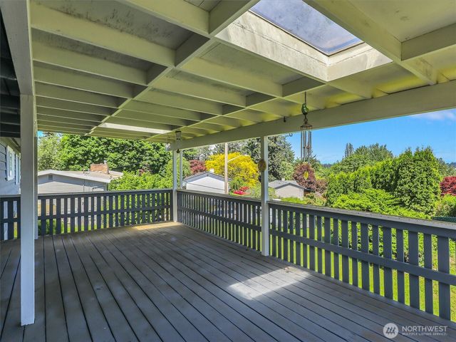 6512 NE 196th Street, Kenmore, WA 98028