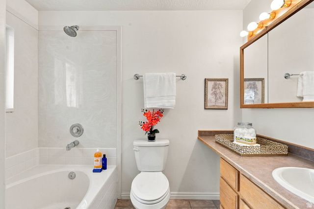 1112 N 700 E, Springville, UT 84663