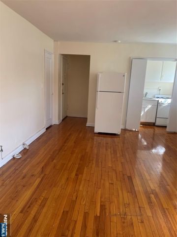 2329-2339 Hudson Terrace A13, Fort Lee, NJ 07024