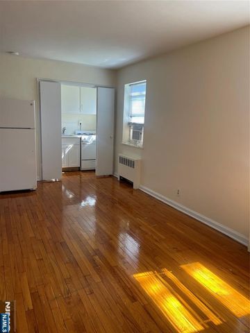 2329-2339 Hudson Terrace A13, Fort Lee, NJ 07024