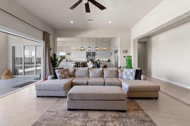 4057 Whitney Vista Ln, Rocklin, CA 95677