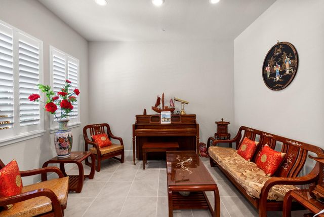 4057 Whitney Vista Ln, Rocklin, CA 95677