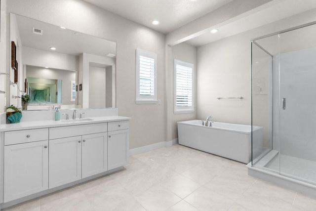 4057 Whitney Vista Ln, Rocklin, CA 95677