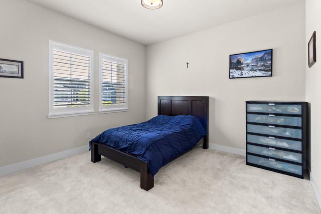 4057 Whitney Vista Ln, Rocklin, CA 95677