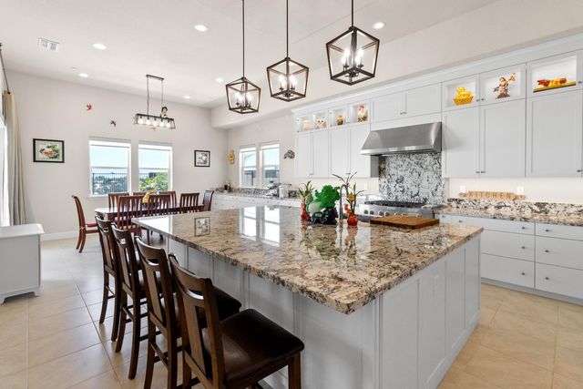 4057 Whitney Vista Ln, Rocklin, CA 95677