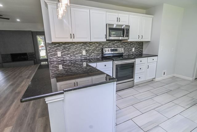 967 Madison Circle, Lewisville, TX 75067