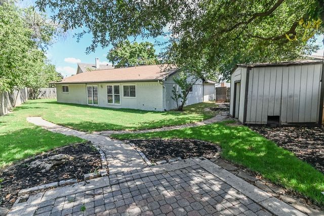 967 Madison Circle, Lewisville, TX 75067