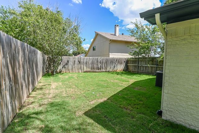 967 Madison Circle, Lewisville, TX 75067
