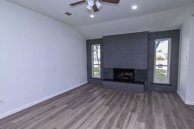 967 Madison Circle, Lewisville, TX 75067