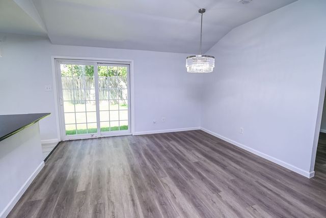 967 Madison Circle, Lewisville, TX 75067