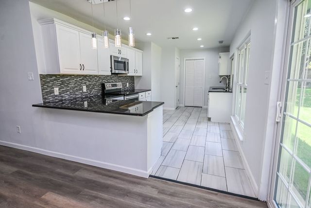 967 Madison Circle, Lewisville, TX 75067