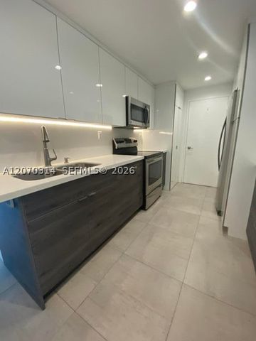 5401 Collins Ave 620, Miami Beach, FL 33140