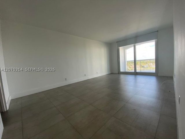 5401 Collins Ave 620, Miami Beach, FL 33140