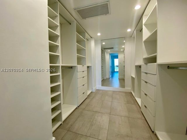 5401 Collins Ave 620, Miami Beach, FL 33140