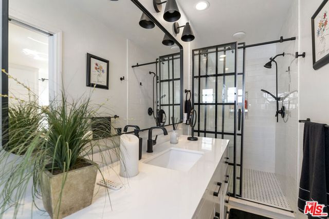 6032 W 74th Street, Los Angeles, CA 90045