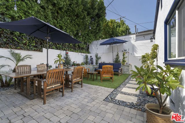 6032 W 74th Street, Los Angeles, CA 90045