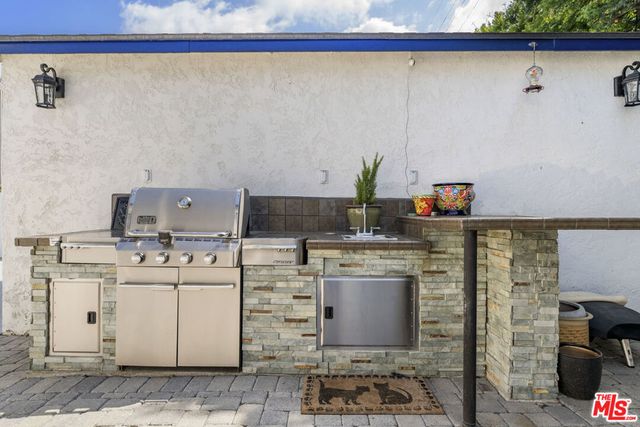 6032 W 74th Street, Los Angeles, CA 90045