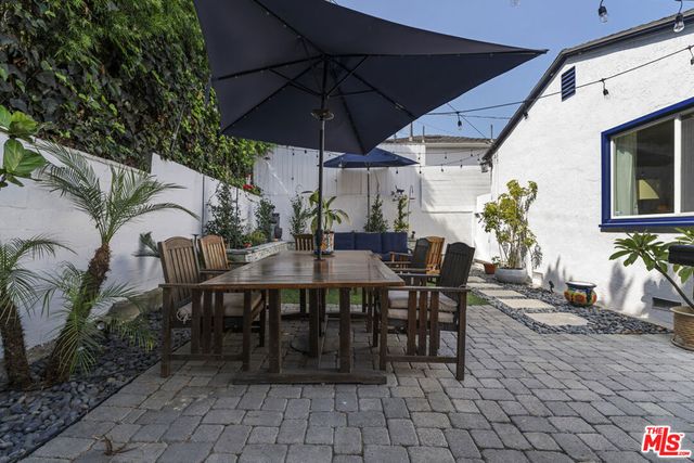 6032 W 74th Street, Los Angeles, CA 90045