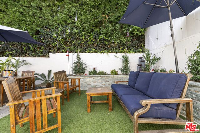 6032 W 74th Street, Los Angeles, CA 90045