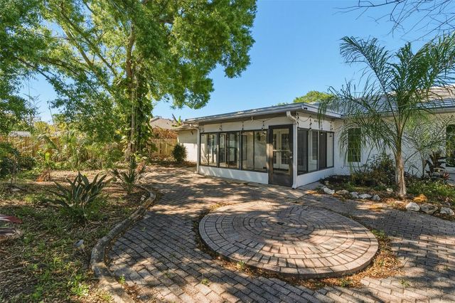 11178 112TH AVENUE, Largo, FL 33778