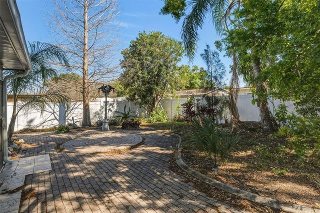 11178 112TH AVENUE, Largo, FL 33778